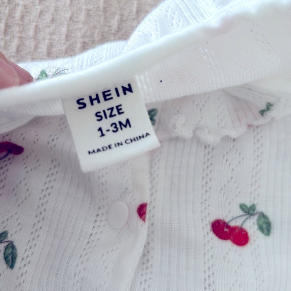 Baby Cherry Print Ruffle Trim Footed Sleep Jumpsuit - Picture 4 of 8